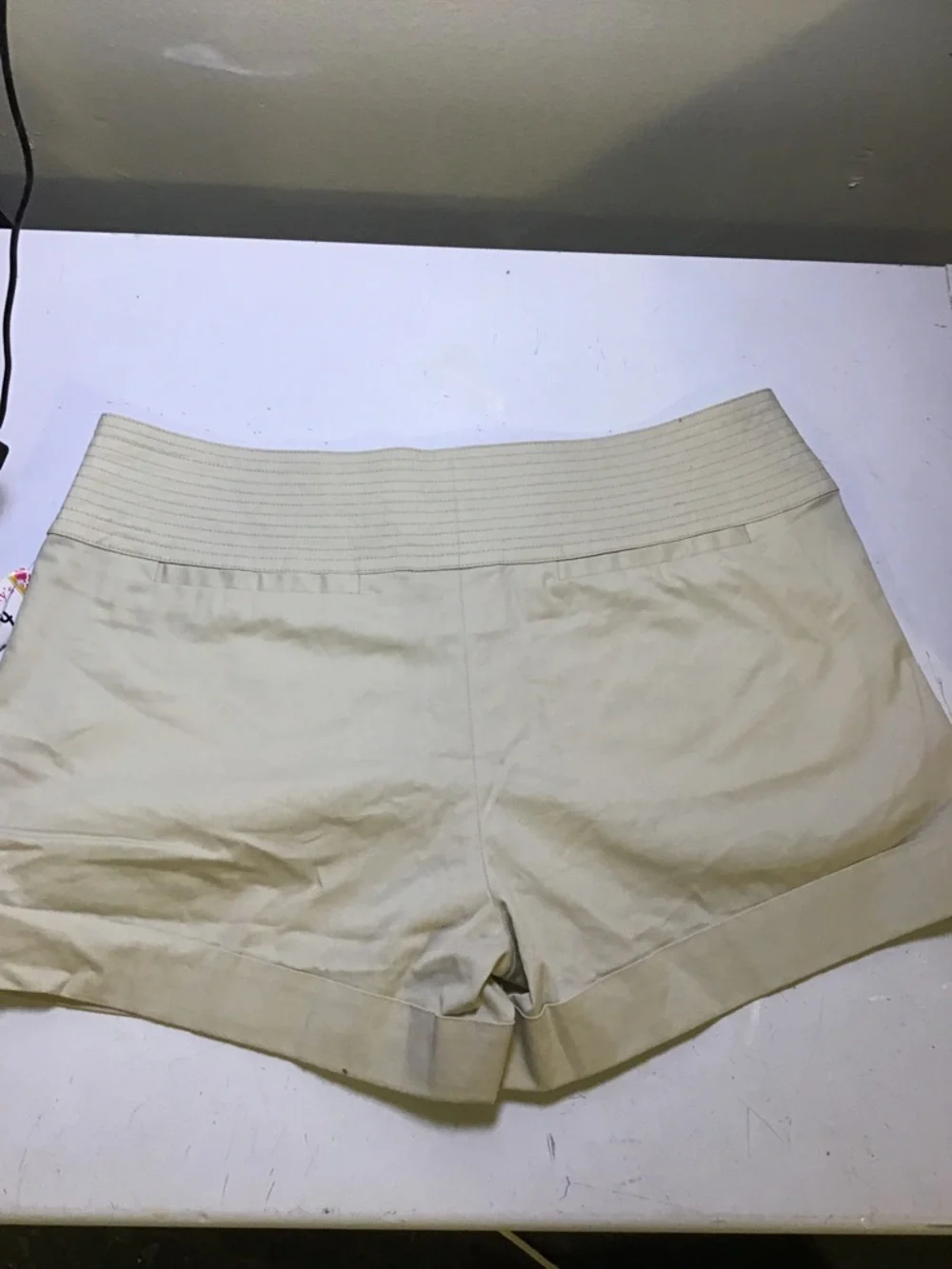 Tory Burch Cream High-Waist Ribbed Band Shorts with Gold Buttons - Picture 2 of 10